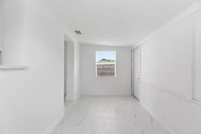 1410 NW 1st Court, Boynton Beach, FL 33435 - Photo 11