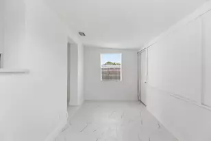 1410 NW 1st Ct, Boynton Beach, FL 33435 - Photo 11