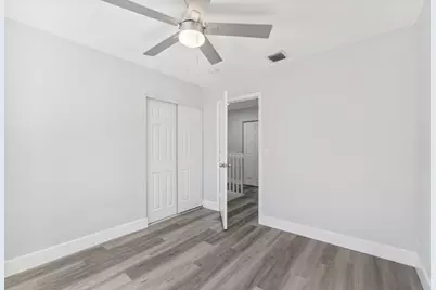 31 Swallow Drive, Boynton Beach, FL 33436 - Photo 9
