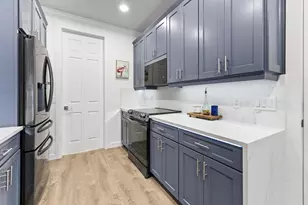 1215 N Community Dr, Jupiter, FL 33458 - Photo 11