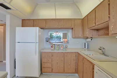 6850 Royal Palm Boulevard #202G, Margate, FL 33063 - Photo 5