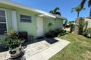 100 Pine Point Dr, Boynton Beach, FL 33435 - Photo 15