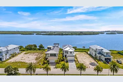 4848 S Harbor Drive, Vero Beach, FL 32967 - Photo 1