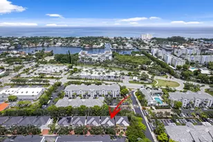 1057 E Heritage Club Cir, Delray Beach, FL 33483 - Photo 33
