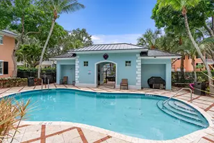 1057 E Heritage Club Cir, Delray Beach, FL 33483 - Photo 27