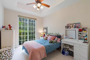 1057 E Heritage Club Cir, Delray Beach, FL 33483 - Photo 15
