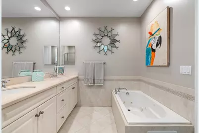 1057 E Heritage Club Circle, Delray Beach, FL 33483 - Photo 9