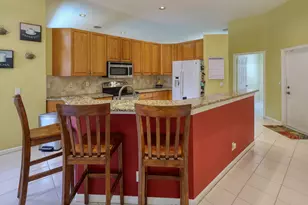10303 NW 54th Pl, Coral Springs, FL 33076 - Photo 9