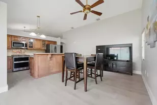 12564 NW 10th Pl, Sunrise, FL 33323 - Photo 17