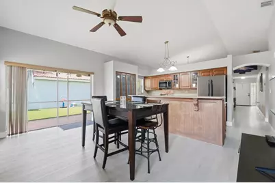 12564 NW 10th Place, Sunrise, FL 33323 - Photo 15