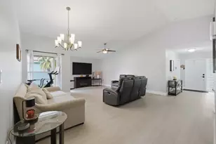 12564 NW 10th Pl, Sunrise, FL 33323 - Photo 9