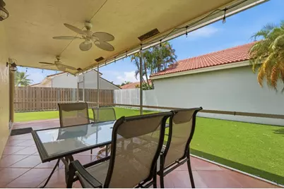 12564 NW 10th Place, Sunrise, FL 33323 - Photo 43