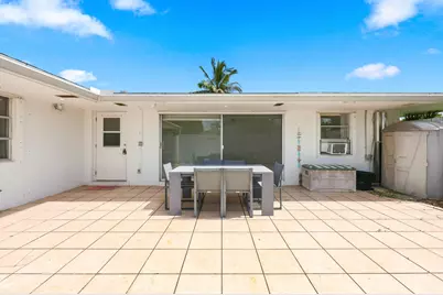 126 West Court, Royal Palm Beach, FL 33411 - Photo 15