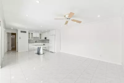 126 West Court, Royal Palm Beach, FL 33411 - Photo 7