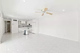126 West Ct, Royal Palm Beach, FL 33411 - Photo 7