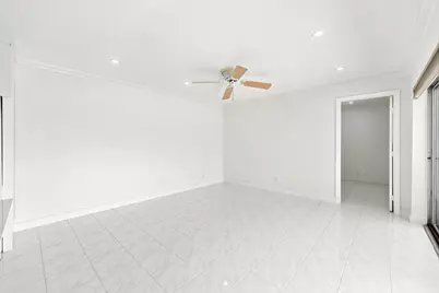 126 West Court, Royal Palm Beach, FL 33411 - Photo 11