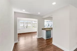 5710 NW 68th Terrace, Tamarac, FL 33321 - Photo 9