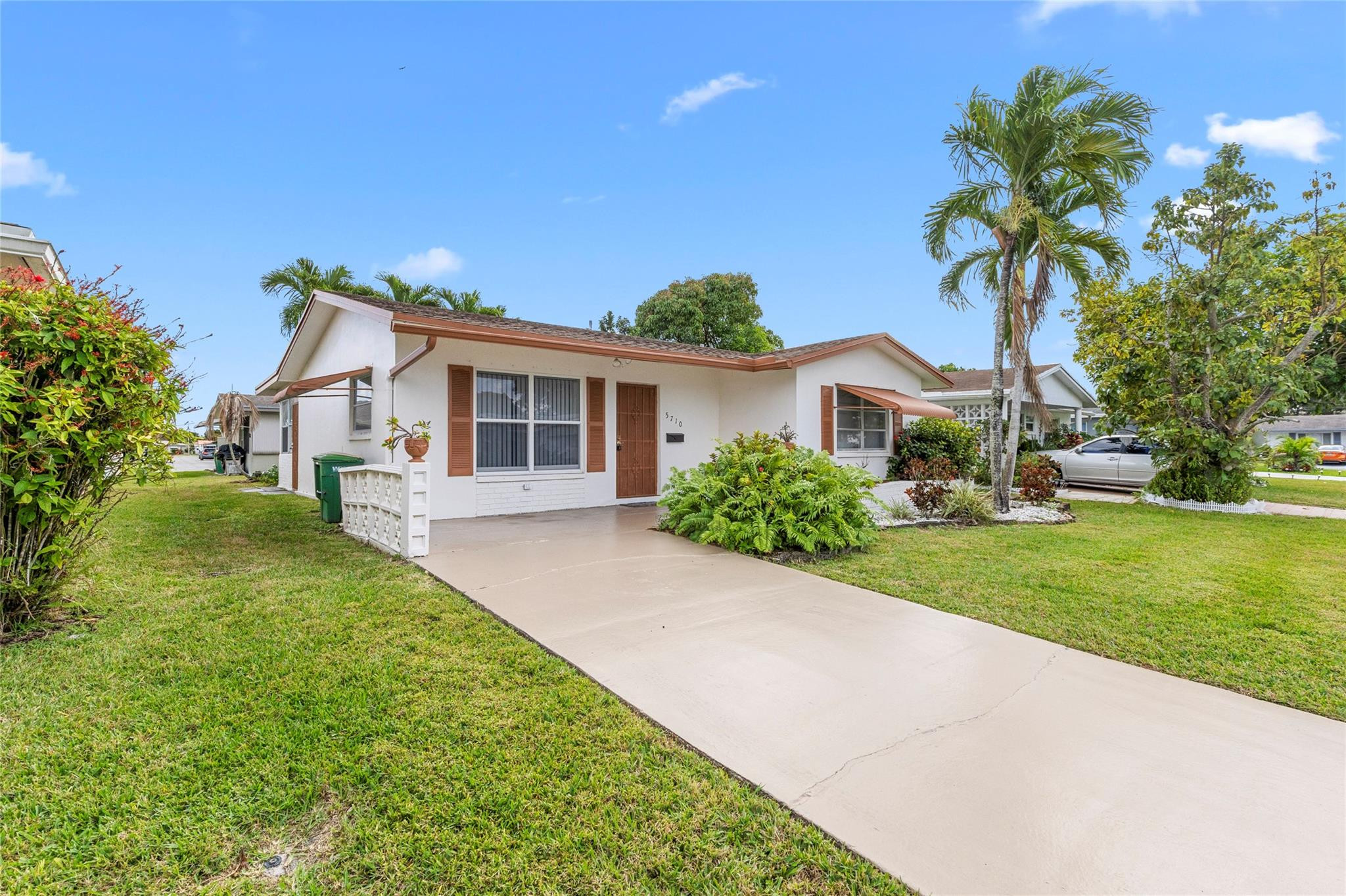 5710 NW 68th Terrace - 5710 NW 68th Terrace, Tamarac, FL 33321 Luxury Property | Jose Angel Pina