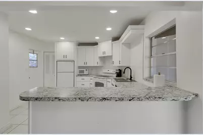 7 Greenway Village N #202, Royal Palm Beach, FL 33411 - Photo 5
