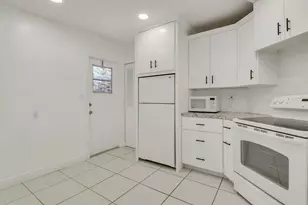 7 Greenway Village N, Royal Palm Beach, FL 33411 - Photo 9