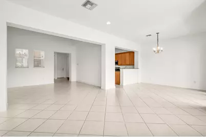 669 Pacific Grove Drive #2, West Palm Beach, FL 33401 - Photo 9