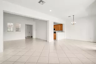 669 Pacific Grove Dr, West Palm Beach, FL 33401 - Photo 9