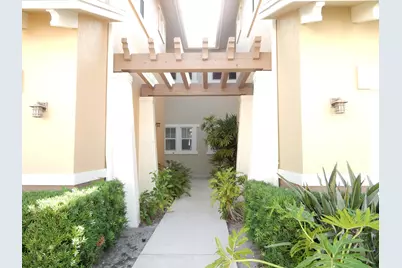 669 Pacific Grove Drive #2, West Palm Beach, FL 33401 - Photo 3