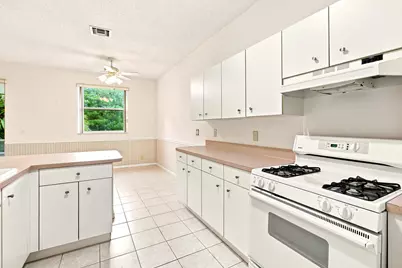 1490 Fairway Circle, Greenacres, FL 33413 - Photo 5