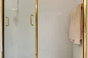2121 NE 52nd St, Fort Lauderdale, FL 33308 - Photo 33