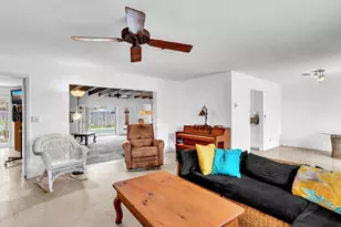 2121 NE 52nd St, Fort Lauderdale, FL 33308 - Photo 17