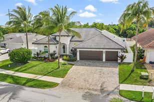 596 N Cypress Dr, Tequesta, FL 33469 - Photo 3