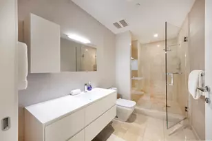 353 Sunset Dr, Fort Lauderdale, FL 33301 - Photo 17