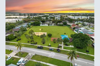 2569 SW 14th Court, Deerfield Beach, FL 33442 - Photo 69