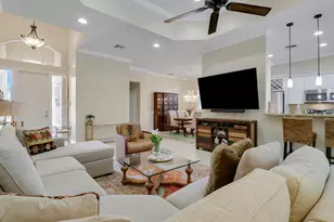 7664 Greenbrier Cir, Port Saint Lucie, FL 34986 - Photo 9
