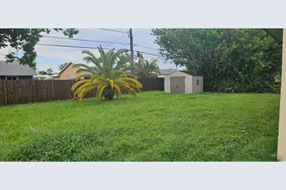 1073 SW Canary Terrace, Port Saint Lucie, FL 34953 - Photo 9
