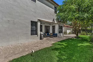 8289 NW 38th St, Cooper City, FL 33024 - Photo 27