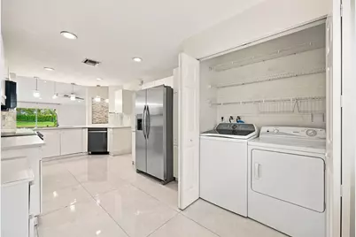 1590 Orion Lane, Weston, FL 33327 - Photo 5