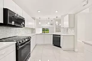 1590 Orion Ln, Weston, FL 33327 - Photo 3