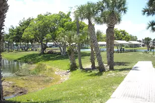 417 Windsor R, West Palm Beach, FL 33417 - Photo 35