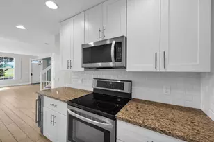 228 Murray Ct, Jupiter, FL 33458 - Photo 9