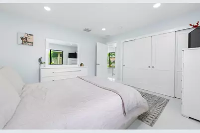 324 Bamboo Road, Palm Beach Shores, FL 33404 - Photo 9