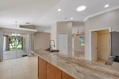 1025 Southlakes Way SW, Vero Beach, FL 32968 - Photo 11