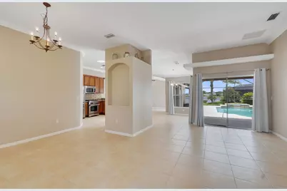 1025 Southlakes Way SW, Vero Beach, FL 32968 - Photo 7