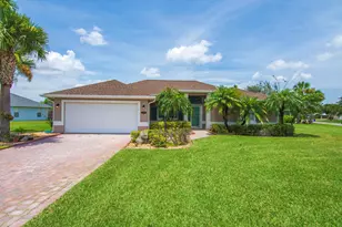 1025 Southlakes Way SW, Vero Beach, FL 32968 - Photo 1