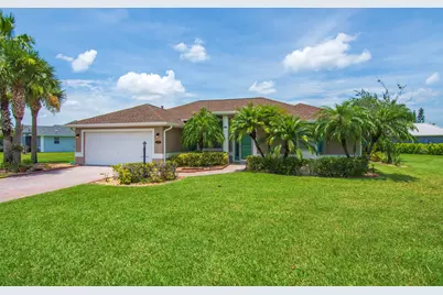 1025 Southlakes Way SW, Vero Beach, FL 32968 - Photo 3