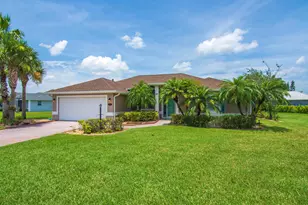 1025 Southlakes Way SW, Vero Beach, FL 32968 - Photo 3