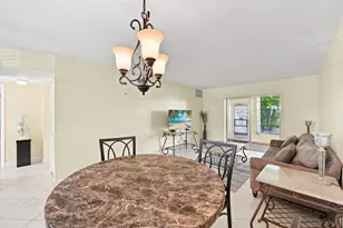 2223 NE 1st Ct, Boynton Beach, FL 33435 - Photo 11