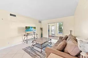 2223 NE 1st Ct, Boynton Beach, FL 33435 - Photo 9