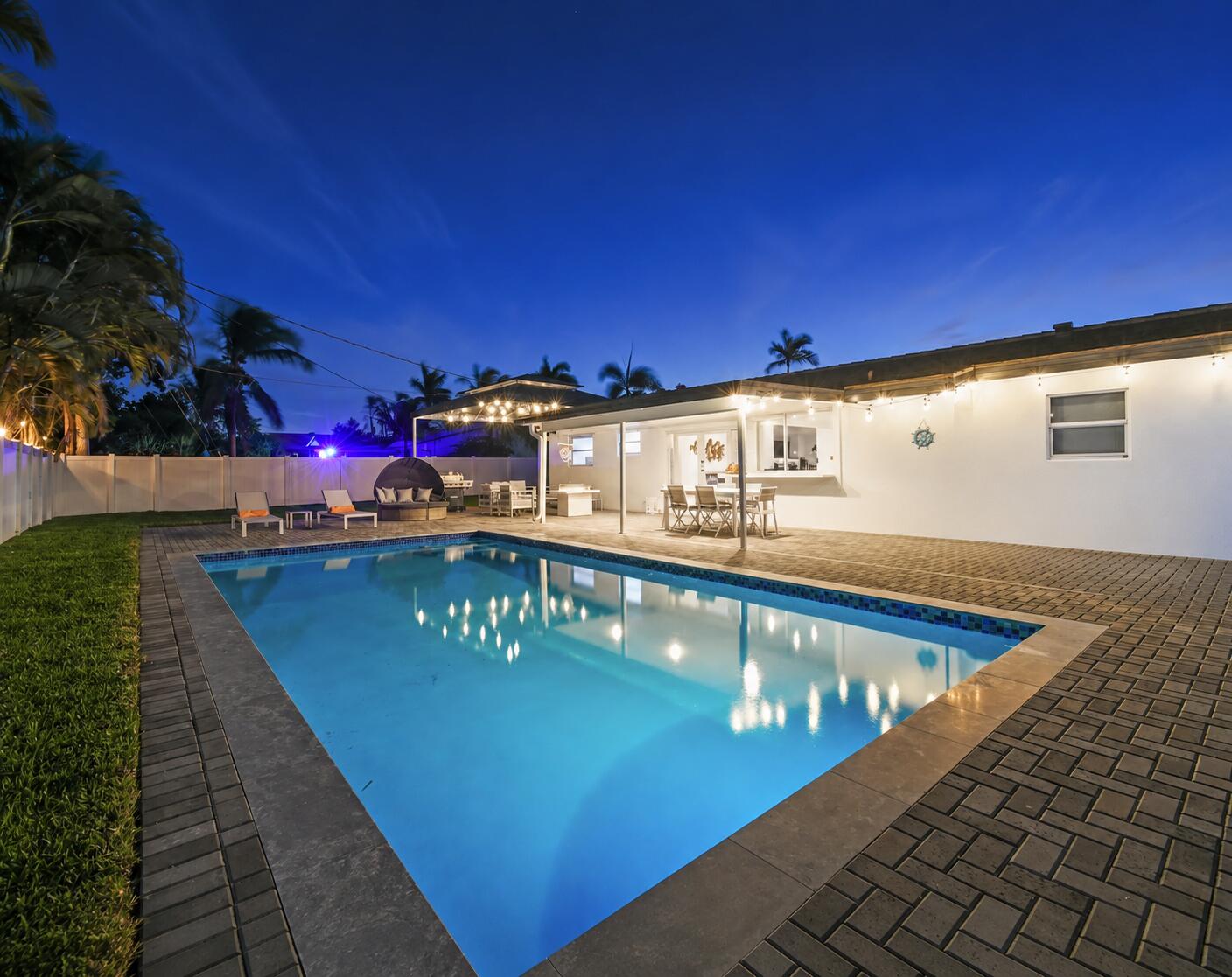 5040 NE 22nd Ave - 5040 NE 22nd Ave, Lighthouse Point, FL 33064 Luxury Property | Jose Angel Pina