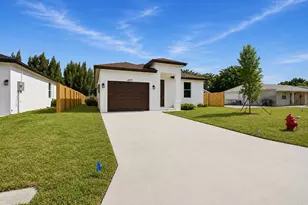 4377 Marilyn Dr, Lake Worth, FL 33461 - Photo 3